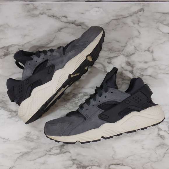 nike huarache grey suede